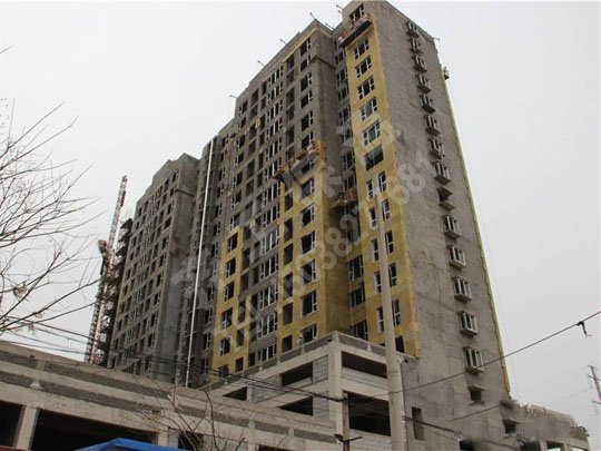 為什么鶴壁巖棉板適用于高層建筑外墻保溫？